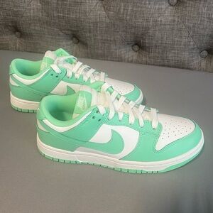 Nike Dunk Women’s Sneakers